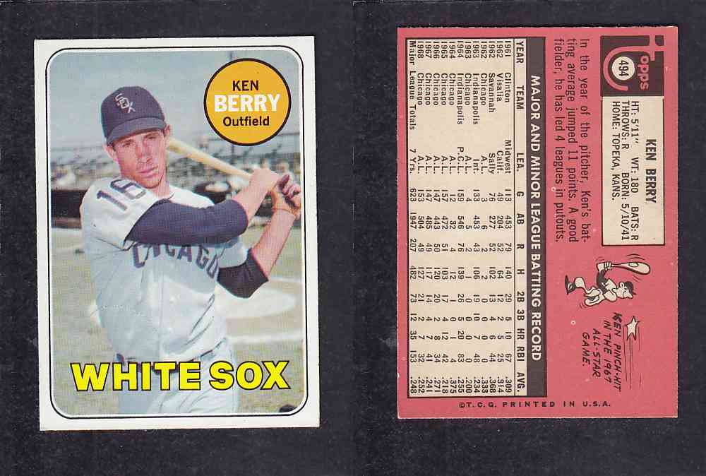 1969 TOPPS BASEBALL CARD #494 M. BERRY photo