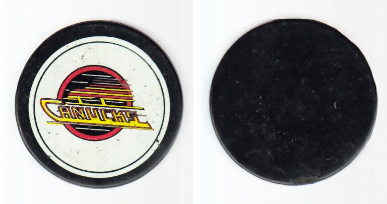 1980-87 NHL VICEROY VANCOUVER CANUCKS PUCK photo