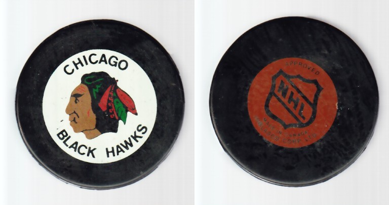1980-85 NHL VICEROY CHICAGO BLACKHAWKS GAME PUCK photo