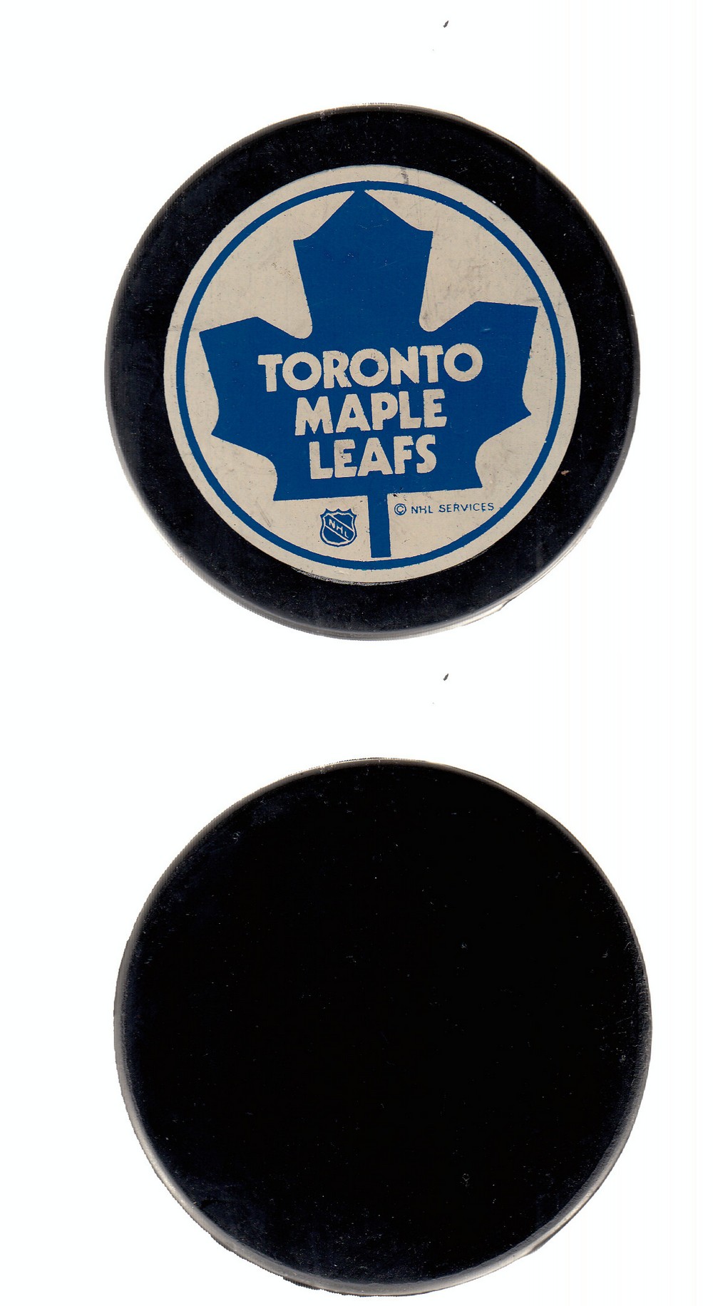 1976-83 VICEROY TORONTO MAPLE LEAFS PUCK photo