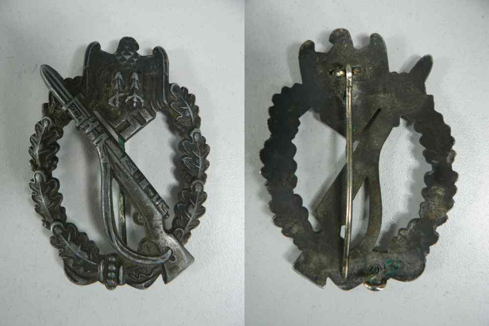 1939-45 INFANTRY ASSULT BADGE photo 1939-45 INFANTRY ASSULT BADGE photo