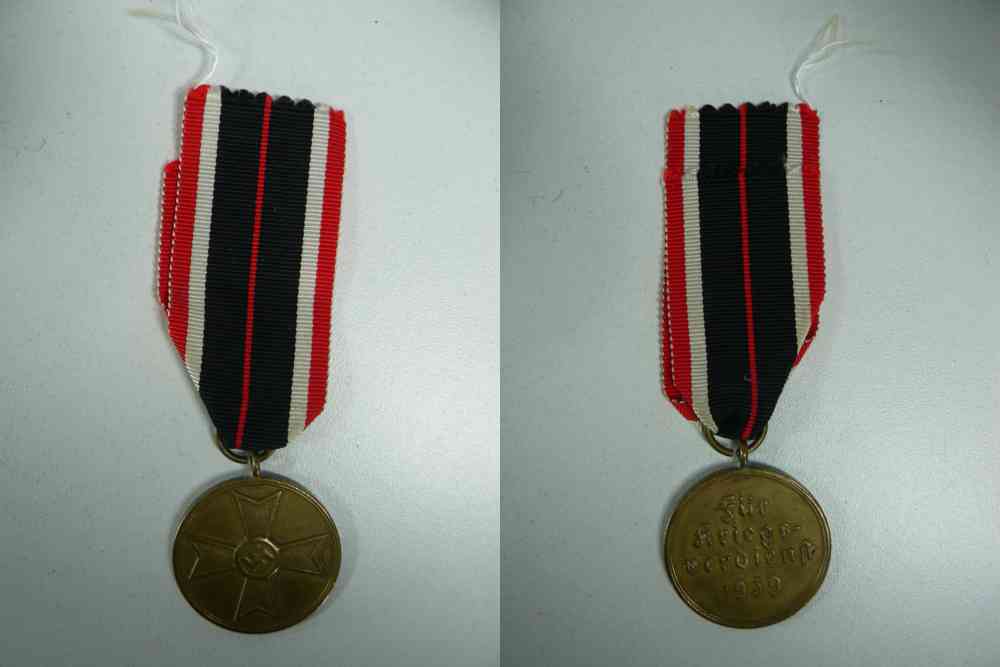 1939-45 MEDAL OF THE WAR MERIT CROSS photo 1939-45 MEDAL OF THE WAR MERIT CROSS photo