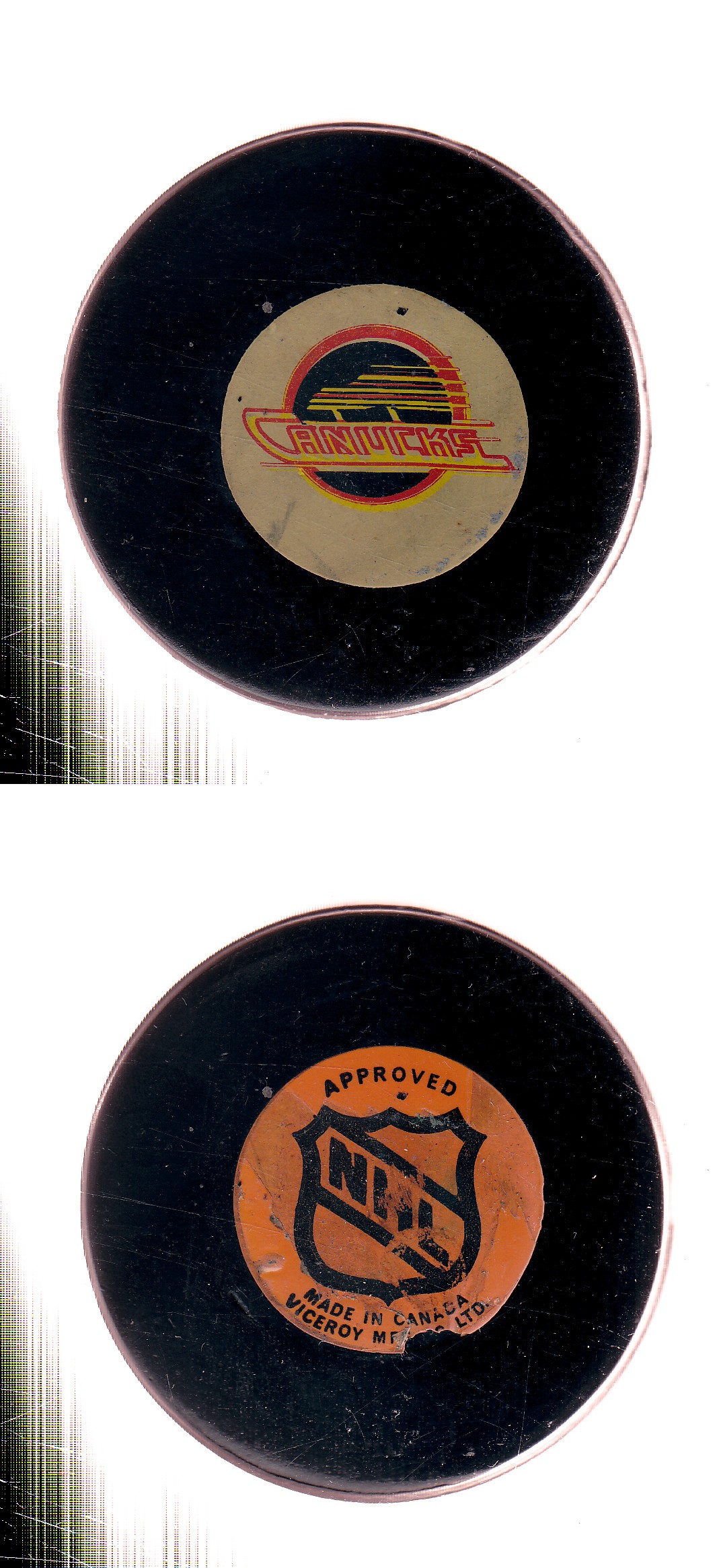 1975-83 VICEROY VANCOUVER CANUCKS GAME PUCK photo