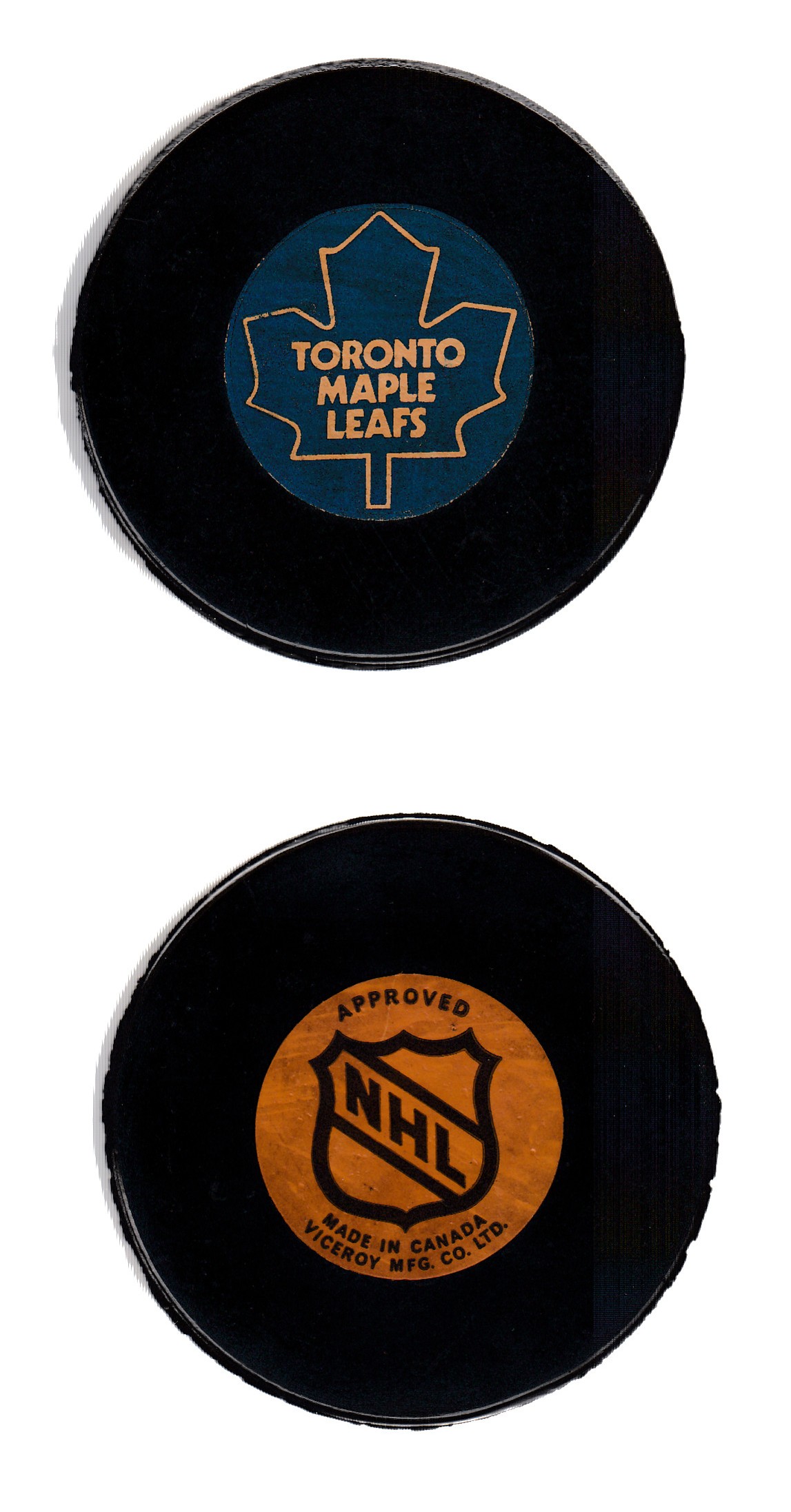 1973-75 VICEROY TORONTO MAPLE LEAFS GAME PUCK photo