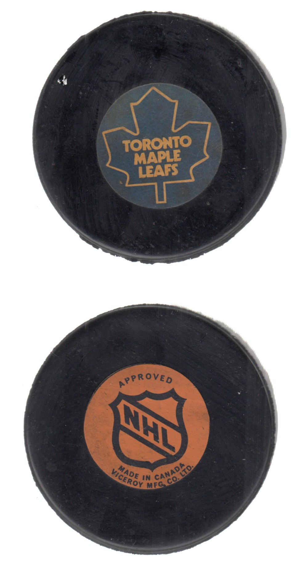 1973-83 VICEROY V3 TORONTO MAPLE LEAFS GAME PUCK photo