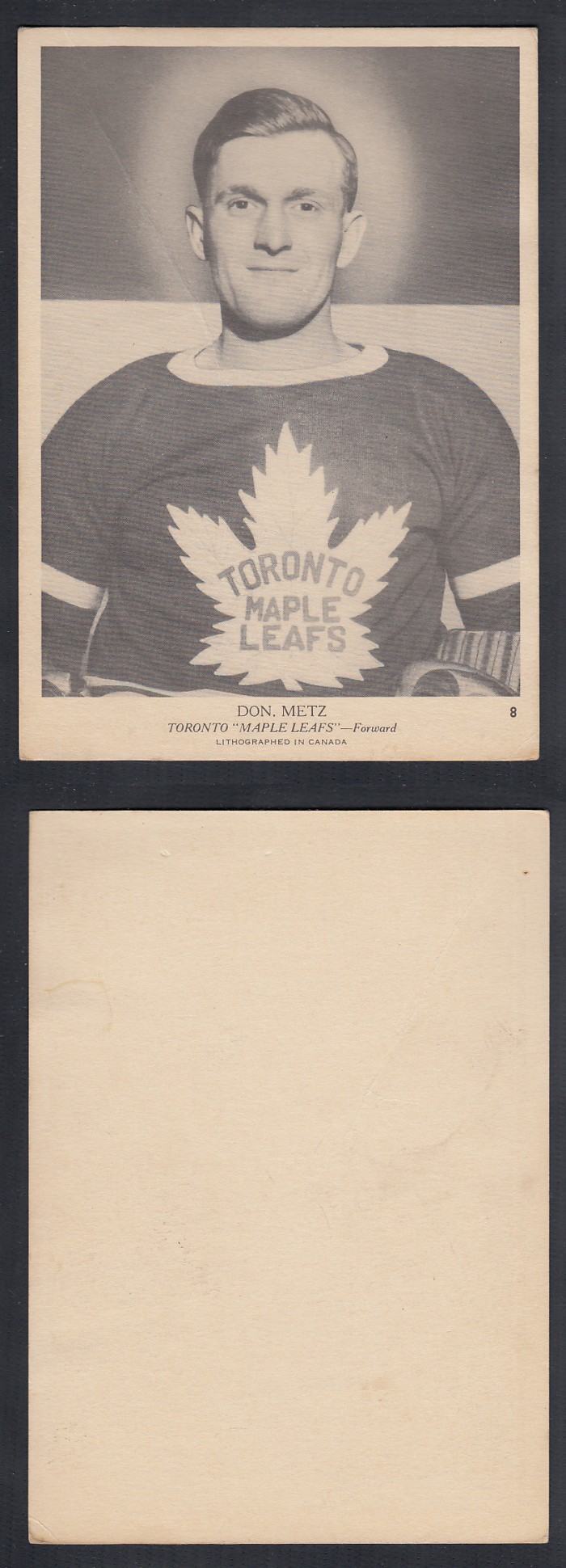 1939-40 O-PEE-CHEE HOCKEY CARD #8 D. METZ photo