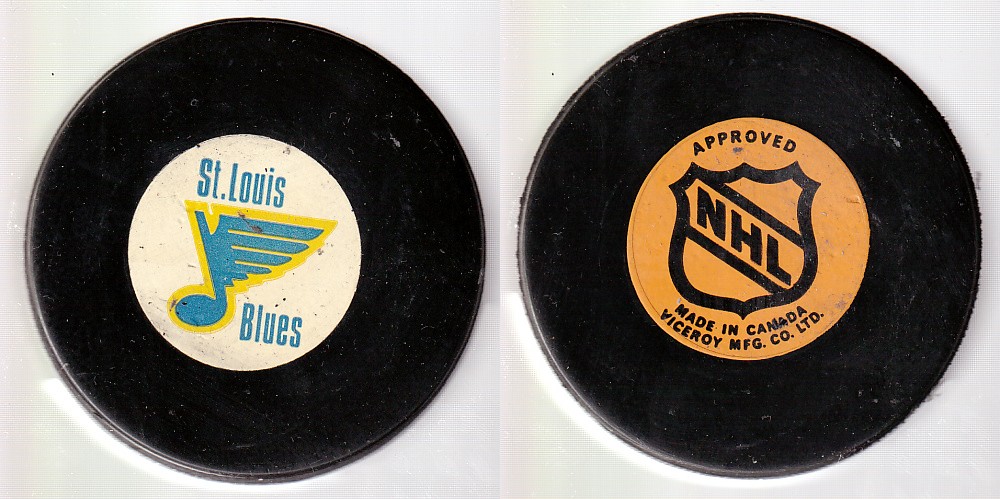 1975-83 VICEROY V3 ST. LOUIS BLUES GAME PUCK photo