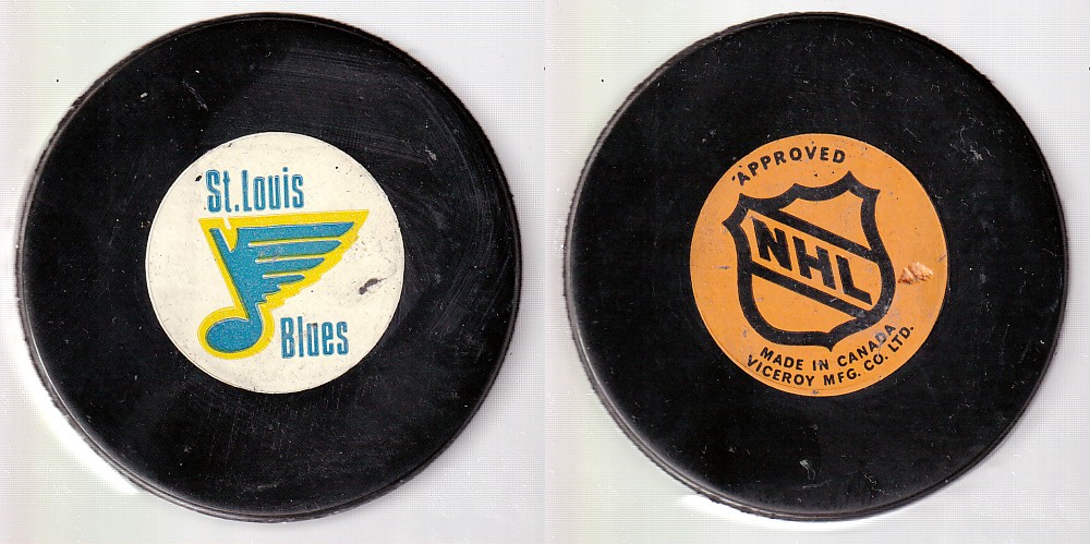 1975-83 VICEROY V3 ST. LOUIS BLUES GAME PUCK photo