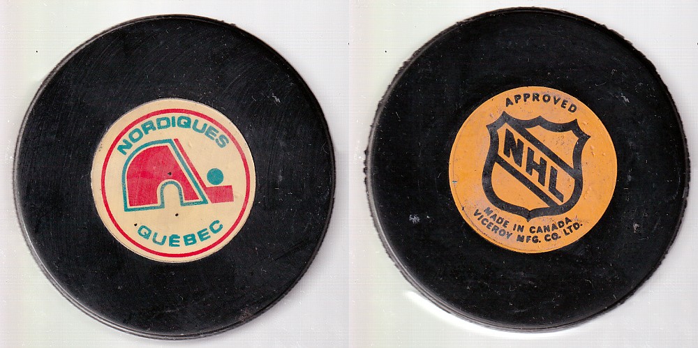 1975-83 VICEROY V3 QUEBEC NORDIQUES GAME PUCK photo