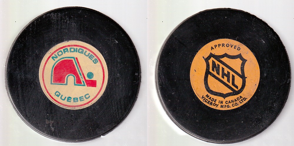 1975-83 VICEROY V3 QUEBEC NORDIQUES GAME PUCK photo