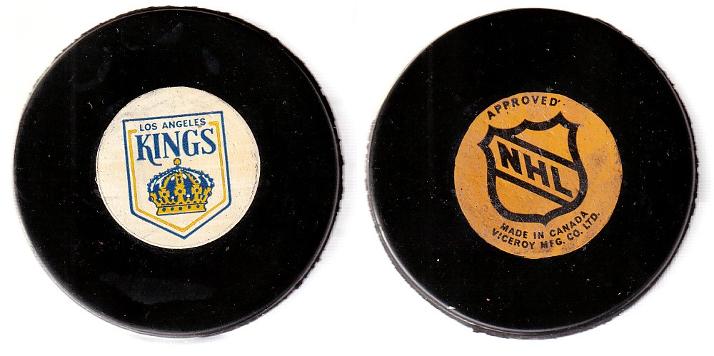 1973-75 VICEROY V2 LOS ANGELES KINGS GAME PUCK photo