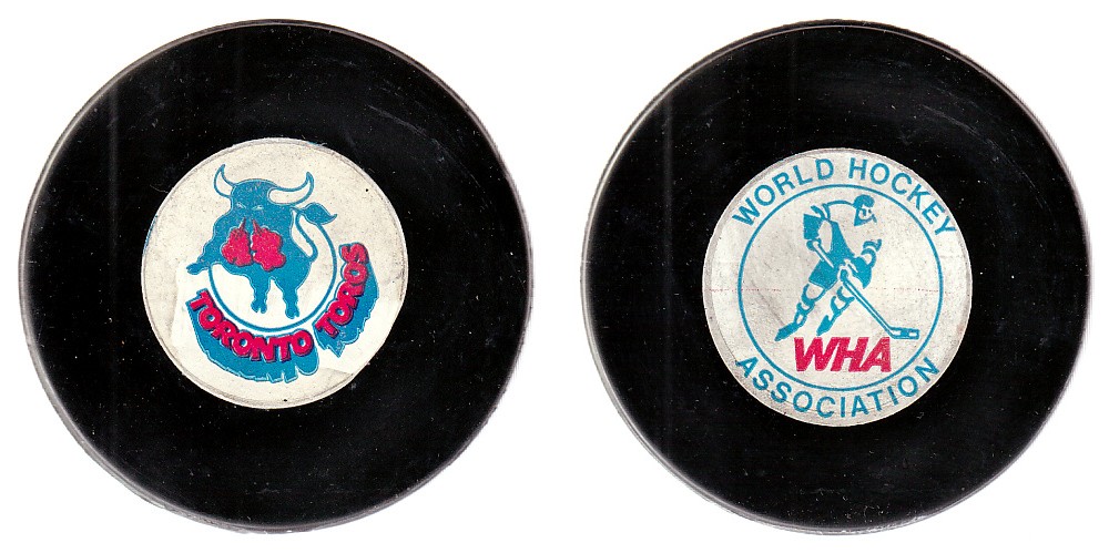 1975-77 WHA VICEROY V2 TORONTO TOROS PUCK photo