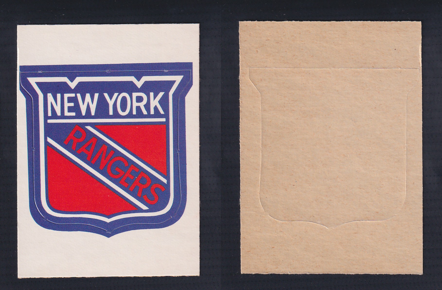 1972-73 O-PEE-CHEE TEAM  EMBLEM NEW YORK RANGERS photo